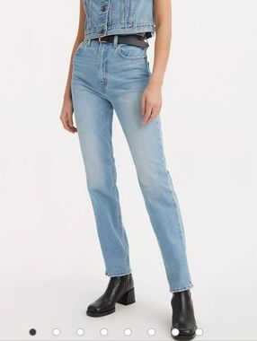 Levi's Premium 70s High Slim Straight Medium Wash Jeans, Sz 28 *Stains - Read